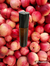 Load image into Gallery viewer, Peach Pie A&#39;La Mode Scented Oil
